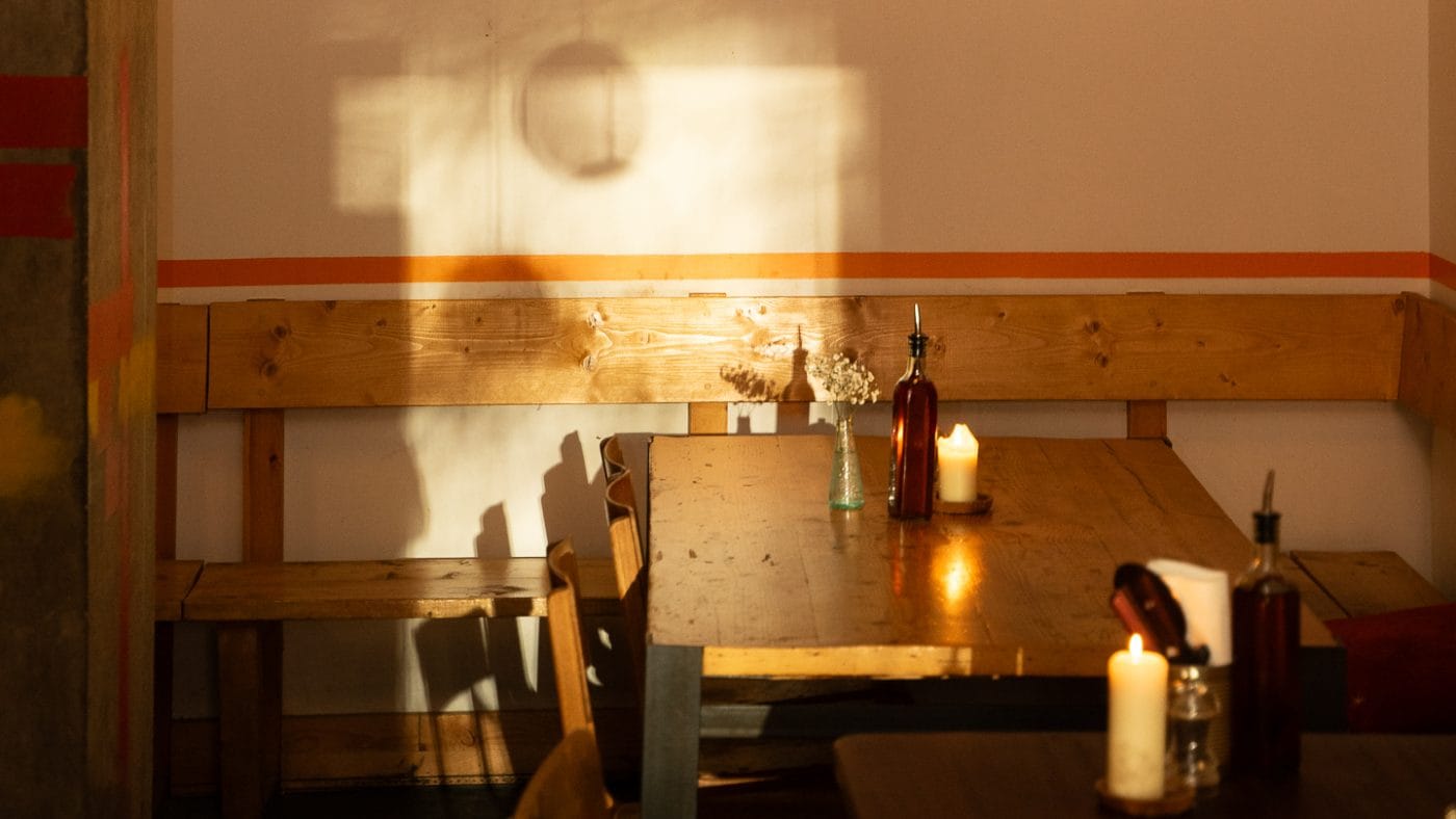 authentic rustic italian style restaurant decoration