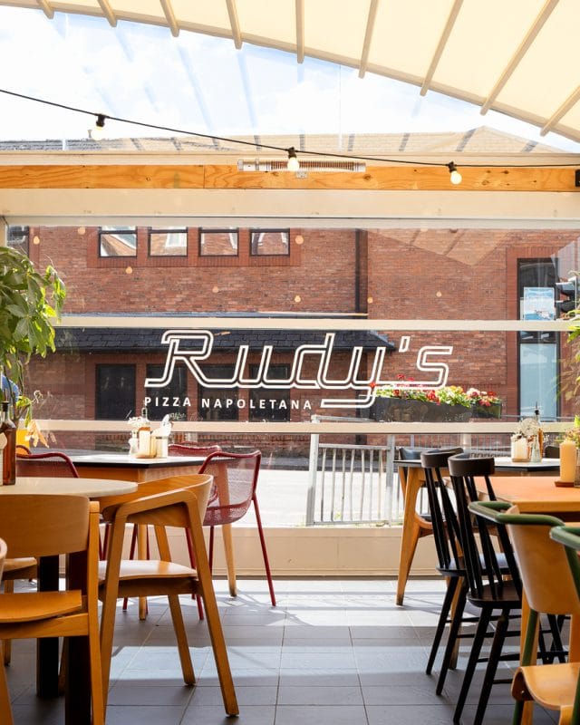 pizza restaurant on a sunny day