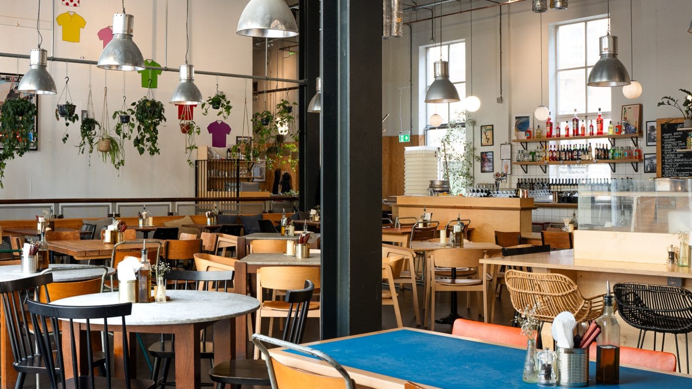 interior decoration of leeds pizza restaurant