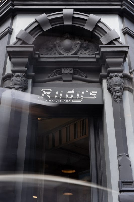 rudy's pizza napoletana restaurant entrance