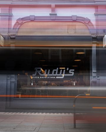 rudy's pizza restaurant queensway location