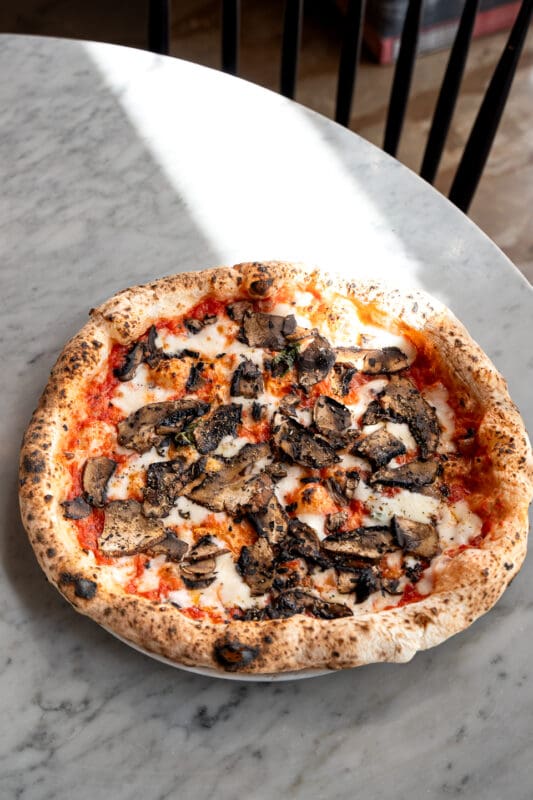 authentic neapolitan pizza