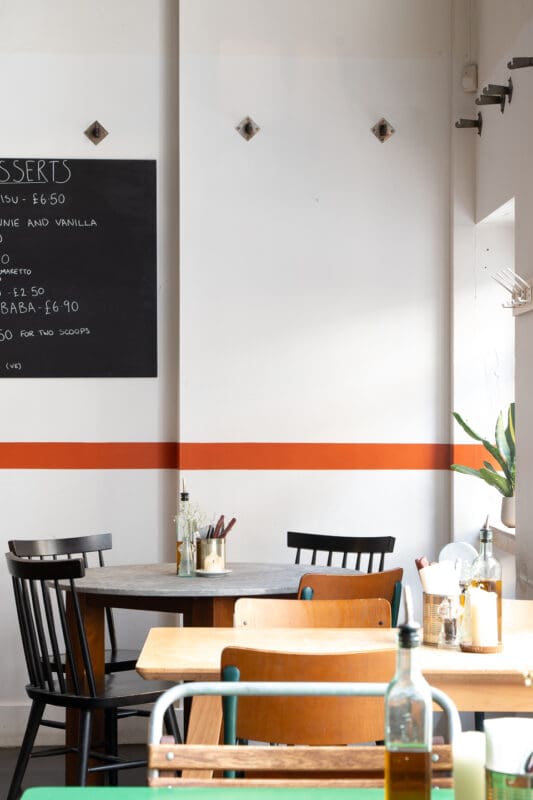 interior of neapolitan pizza restaurant